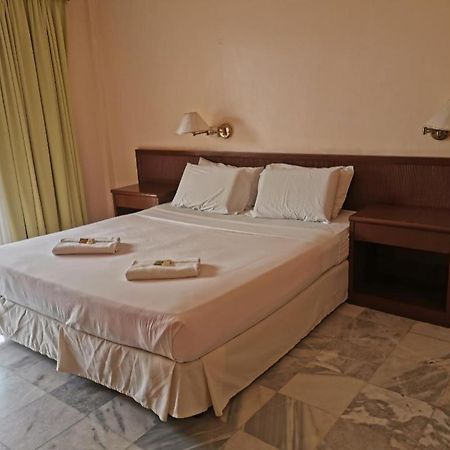Oyo 89972 Borneo Paradise Beach Hotel Kota Kinabalu Zewnętrze zdjęcie