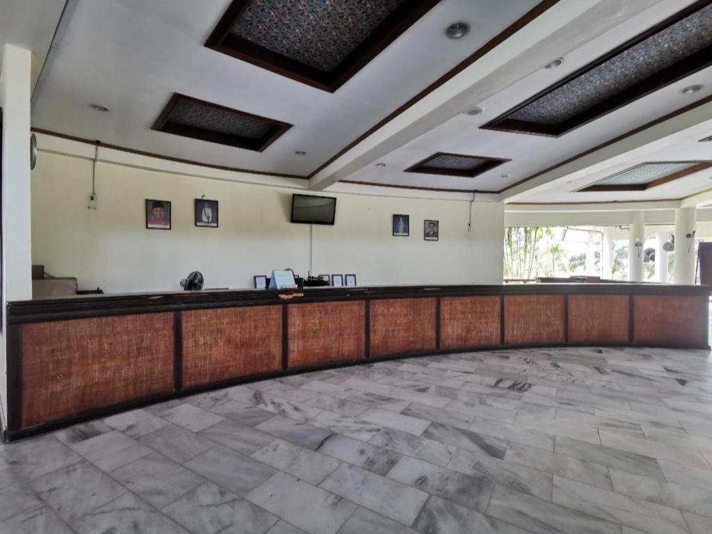 Oyo 89972 Borneo Paradise Beach Hotel Kota Kinabalu Zewnętrze zdjęcie